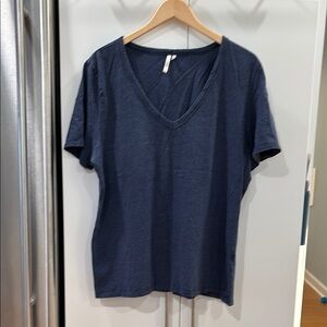 Banana Republic Navy Blue V-Neck Women’s Top